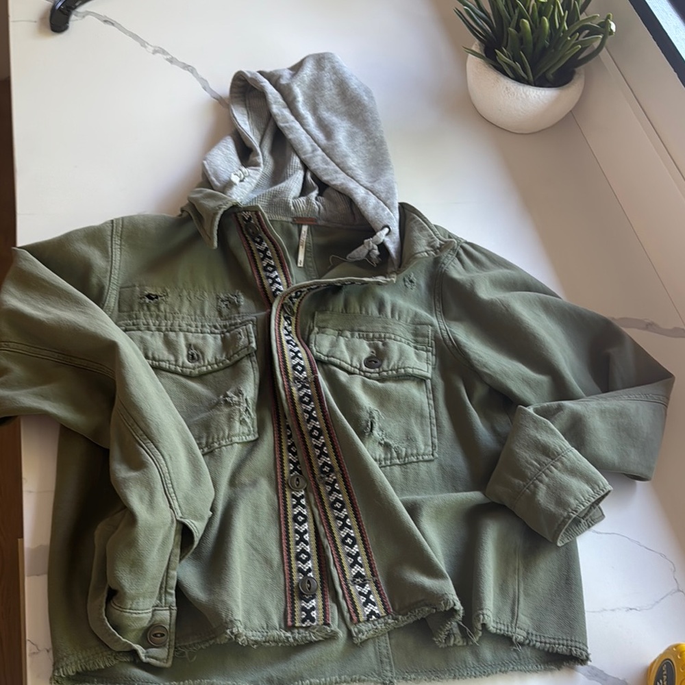 Free People Army Green Utility Jacket with Embroidered Trim and hood-S- so soft!